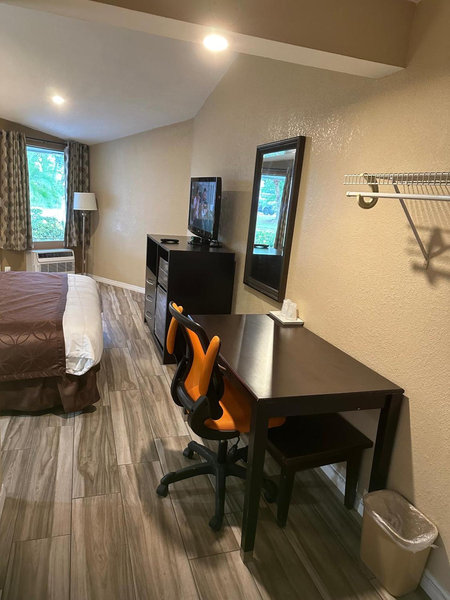 A-1 Budget Motel Гомстед Екстер'єр фото